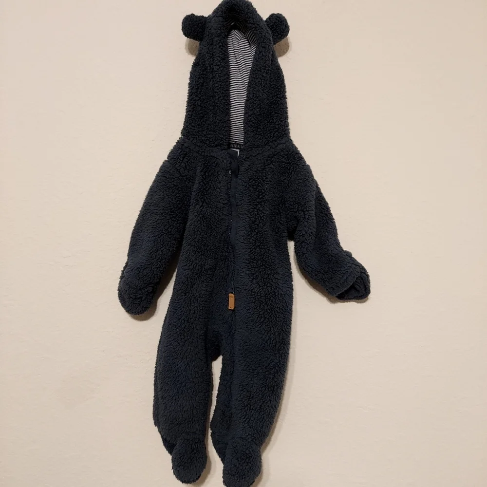 Carters Cozy Black Fleece Baby One Pc, 3‎ Months